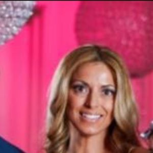 Meet your Posher, Dana